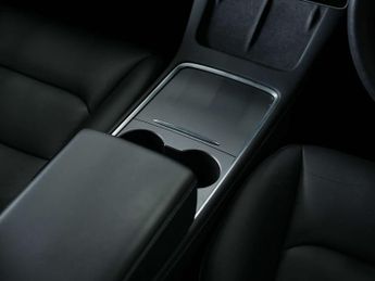 Tesla Model 3 Model 3 Long Range AWD 4WD 4dr