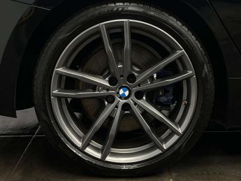 BMW 3 SERIES 2.0 330e M Sport Auto 4dr