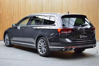 Volkswagen PASSAT 2.0 Passat R-Line TDI Semi-Auto 5dr