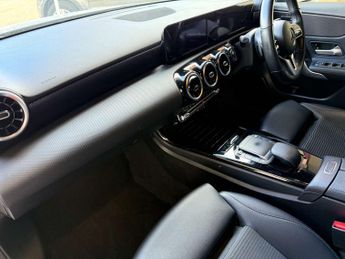 MERCEDES-BENZ A-CLASS 1.5 A 180 Sport D Auto 5dr