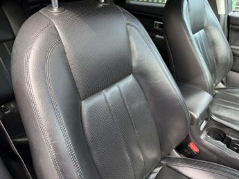 Land Rover DISCOVERY SPORT 2.0 Discovery Sport HSE TD4 Auto 4WD 5dr
