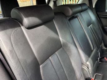 Land Rover DISCOVERY SPORT 2.0 Discovery Sport HSE TD4 Auto 4WD 5dr