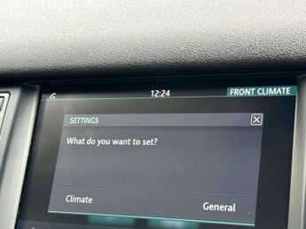 Land Rover DISCOVERY SPORT 2.0 Discovery Sport HSE TD4 Auto 4WD 5dr