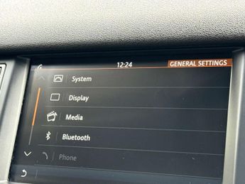 Land Rover DISCOVERY SPORT 2.0 Discovery Sport HSE TD4 Auto 4WD 5dr