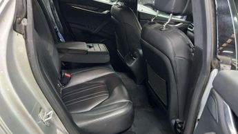 Maserati Ghibli 3.0D V6 ZF Euro 5 (s/s) 4dr