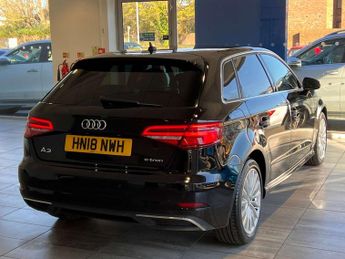 Audi A3 1.4 TFSI e-tron Sportback e-S Tronic Euro 6 5dr 8.8kWh