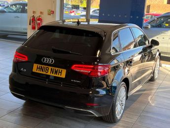 Audi A3 1.4 TFSI e-tron Sportback e-S Tronic Euro 6 5dr 8.8kWh