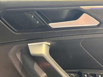 Volkswagen Tiguan 1.5 TSI R-Line DSG Euro 6 (s/s) 5dr