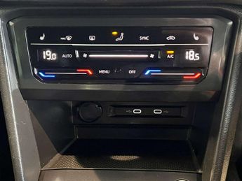 Volkswagen Tiguan 1.5 TSI R-Line DSG Euro 6 (s/s) 5dr