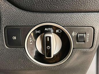 Mercedes-Benz CLA 1.6 CLA180 AMG Line Edition Shooting Brake 7G-DCT Euro 6 (s/s) 5