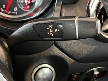 Mercedes-Benz GLA 1.6 GLA200 SE (Executive) 7G-DCT Euro 6 (s/s) 5dr