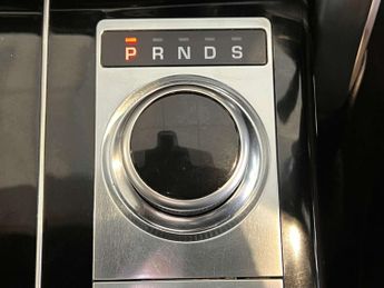 Land Rover Range Rover 4.4 SD V8 Vogue Auto 4WD Euro 6 (s/s) 5dr