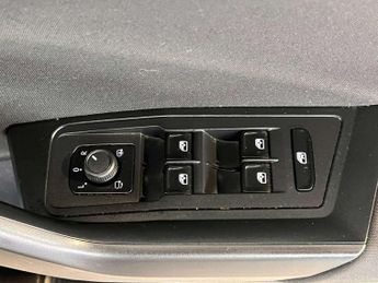 Volkswagen T-Roc 1.5 TSI Life DSG Euro 6 (s/s) 5dr