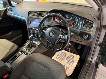 Volkswagen Golf 1.5 TSI EVO BlueMotion Tech SE Nav DSG Euro 6 (s/s) 5dr