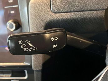 Volkswagen Golf 1.5 TSI EVO BlueMotion Tech SE Nav DSG Euro 6 (s/s) 5dr
