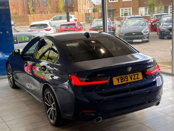 BMW 3 Series 2.0 320d Sport Auto xDrive Euro 6 (s/s) 4dr