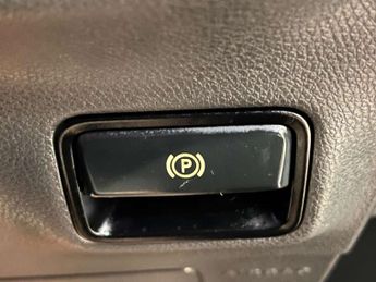 Mercedes-Benz GLA 1.6 GLA200 AMG Line (Executive) 7G-DCT Euro 6 (s/s) 5dr