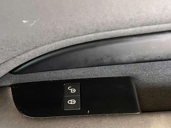 Land Rover Discovery 2.0 SD4 S Auto 4WD Euro 6 (s/s) 5dr