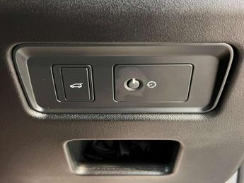 Land Rover Discovery 2.0 SD4 S Auto 4WD Euro 6 (s/s) 5dr