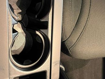 Land Rover Discovery 2.0 SD4 S Auto 4WD Euro 6 (s/s) 5dr