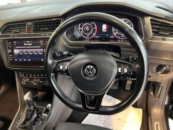 Volkswagen Tiguan Allspace 2.0 TDI SEL DSG 4Motion Euro 6 (s/s) 5dr