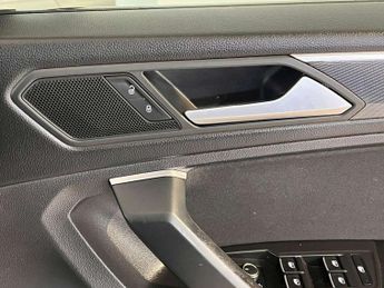Volkswagen Tiguan Allspace 2.0 TDI SEL DSG 4Motion Euro 6 (s/s) 5dr
