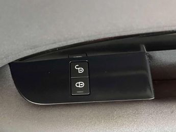 Land Rover Discovery 2.0 SD4 SE Auto 4WD Euro 6 (s/s) 5dr