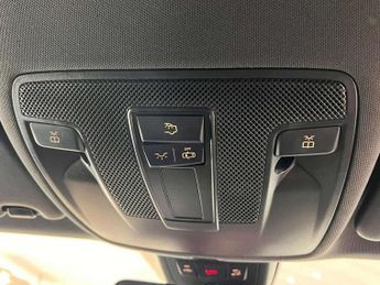 Mercedes-Benz CLA 2.1 CLA220d Sport Coupe 7G-DCT Euro 6 (s/s) 4dr
