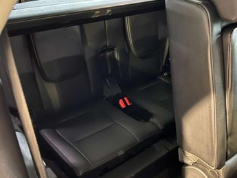 Land Rover Discovery Sport 2.0 TD4 HSE Auto 4WD Euro 6 (s/s) 5dr