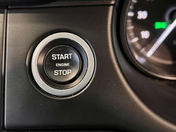 Land Rover Discovery Sport 2.0 TD4 HSE Auto 4WD Euro 6 (s/s) 5dr
