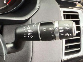 Land Rover Discovery 2.0 SD4 SE Auto 4WD Euro 6 (s/s) 5dr