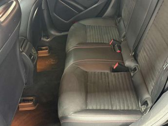 Mercedes-Benz CLA 2.1 CLA220 CDI AMG Sport Coupe 7G-DCT Euro 6 (s/s) 4dr