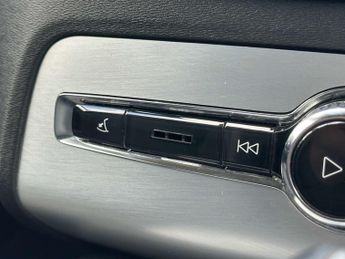 VOLVO XC90 2.0 XC90 Momentum D5 PowerPulse AWD Auto 4WD 5dr