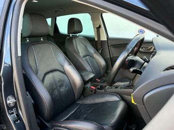 SEAT Leon 2.0 Leon FR Sport TSi Semi-Auto 5dr