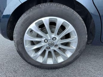 VAUXHALL CORSA 1.4 Corsa SE Auto 5dr