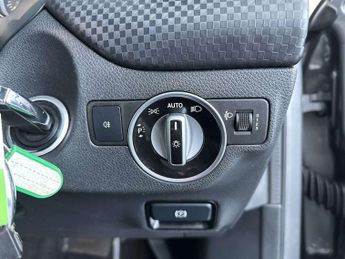 MERCEDES-BENZ A-CLASS 1.5 A 180 D Sport Executive Auto 5dr