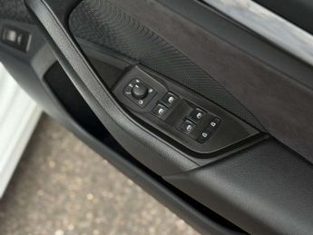 SKODA OCTAVIA 2.0 Octavia vRS TSi Semi-Auto 5dr