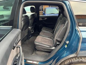 Audi Q7 3.0 TDI V6 S line Tiptronic quattro Euro 6 (s/s) 5dr