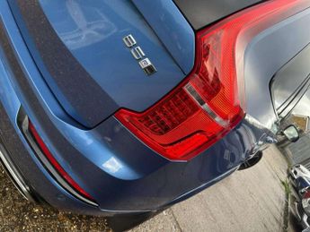 Volvo XC90 2.0 B5 MHEV R-Design Auto 4WD Euro 6 (s/s) 5dr