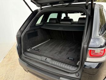 Land Rover RANGE ROVER SPORT 4.4 Range Rover Sport Autobiography Dynamic SDV8 Auto 4WD 5dr