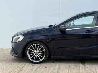 Mercedes-Benz A-CLASS 1.5 A 180 D AMG Line Premium Auto 5dr