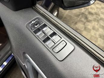 Land Rover Discovery Sport 2.0 TD4 SE Tech SUV 5dr Diesel Auto 4WD Euro 6 (s/s) (180 ps)