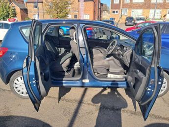 Vauxhall MERIVA 1.7 Meriva Exclusive AC CDTi Auto 5dr