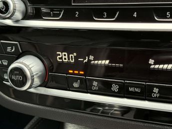 BMW 5 SERIES 2.0 520d xDrive M Sport Auto 4WD 5dr
