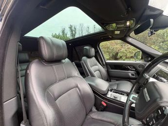 LAND ROVER RANGE ROVER 3.0 Range Rover Vogue SDV6 Auto 4WD 5dr