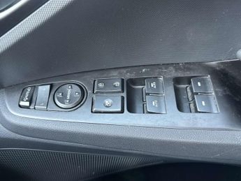 HYUNDAI IONIQ IONIQ Premium BEV 5dr