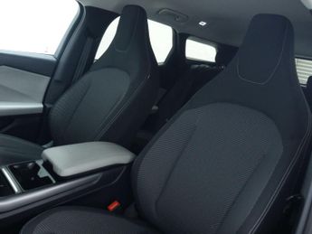FORD Explorer Standard Range 52kWh Style SUV 5dr Electric Auto (170 ps)