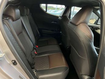 TOYOTA C-HR 1.8 C-HR Excel HEV CVT 5dr