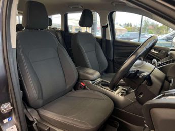 FORD KUGA 1.5 Kuga Zetec TDCi Auto 5dr