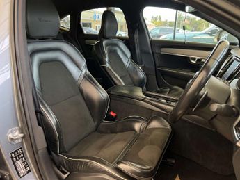 VOLVO S90 2.0 S90 R-Design Pro D5 PowerPulse AWD Auto 4WD 4dr